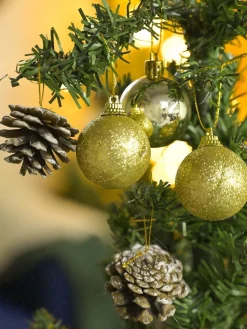 Christmas Tree Hanging Ball (Gold, Set Of 20 Pcs)