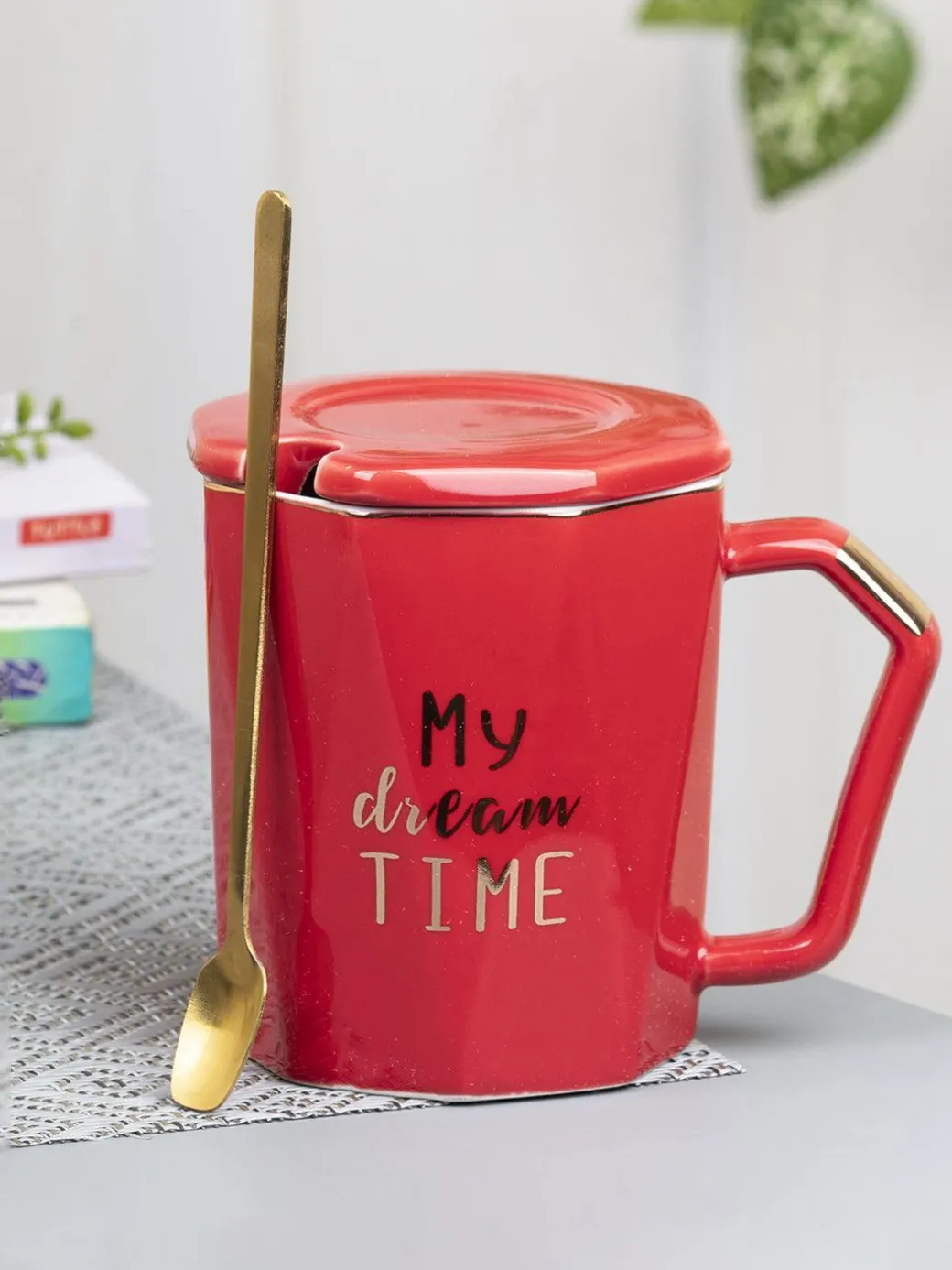 Coffee Mug With Lid (320 Ml)
