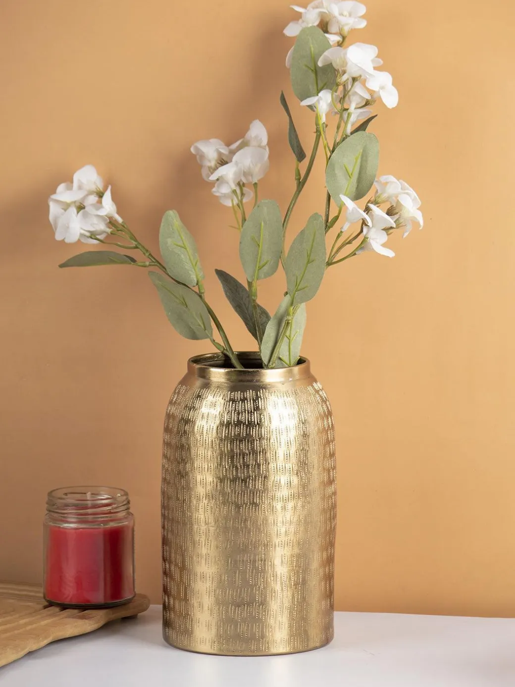 Decorative Modern Gold Metal Table Flower Dolchi Shape Vase for Festive Décor