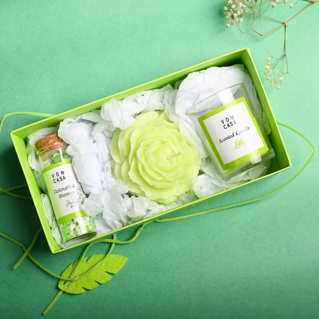 Lily Fragrance Candle Gift Set