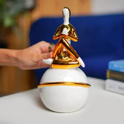 MARKET99 Ceramic Decor Object Abstract Posture Figurine in White & Golden