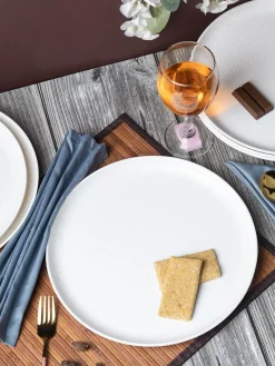Market99 Hammered Melamine Tableware White Glossy Finish Quarter Plates for Dining Table (Set Of 6, White)
