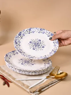 Market99 Melamine Tableware Glossy Floral Finish Quarter Plates for Dining Table (Set Of 6)