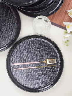 Round Full Plates, Black, Hammered Melamine, Pack Of 6