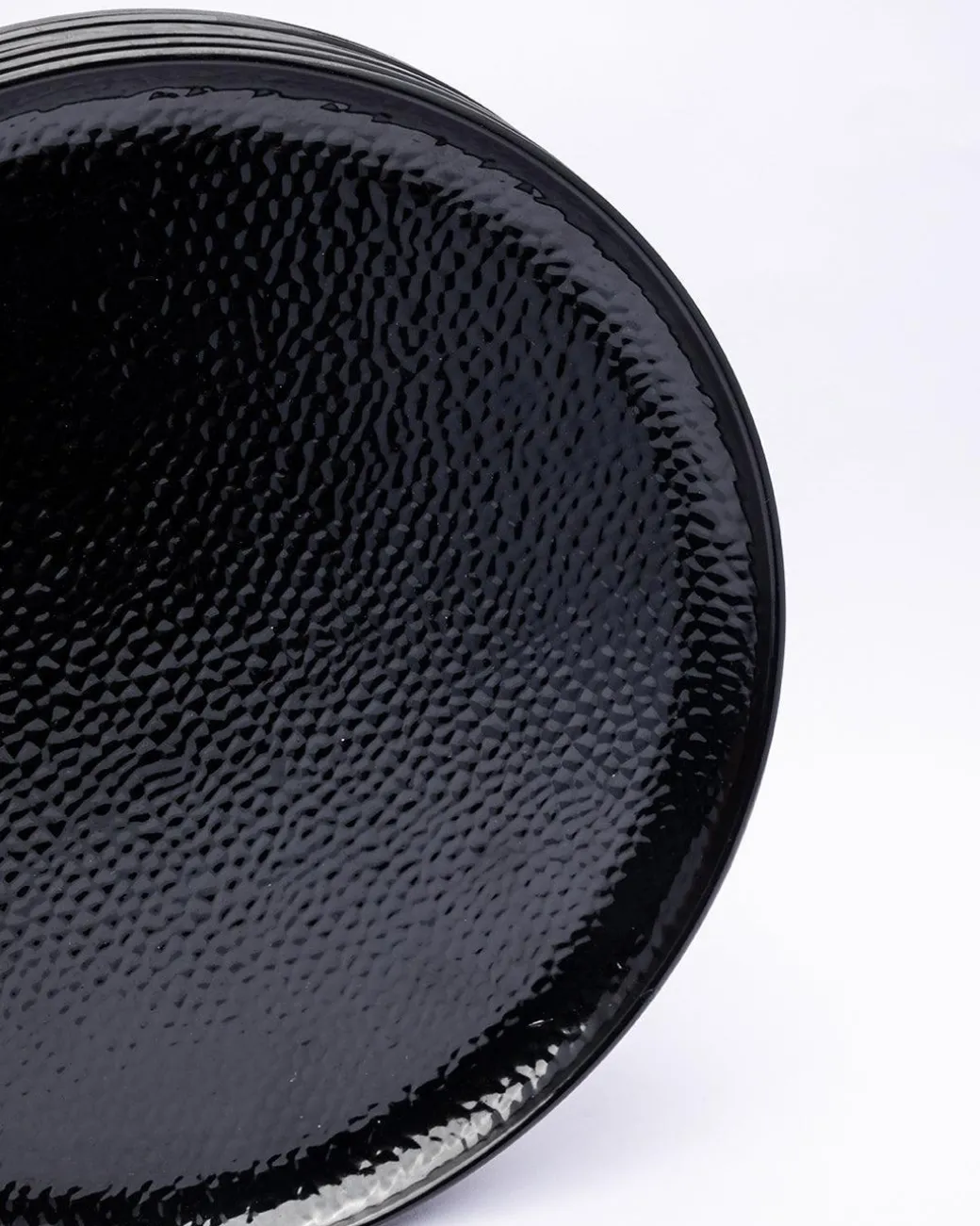 Round Full Plates, Black, Hammered Melamine, Pack Of 6