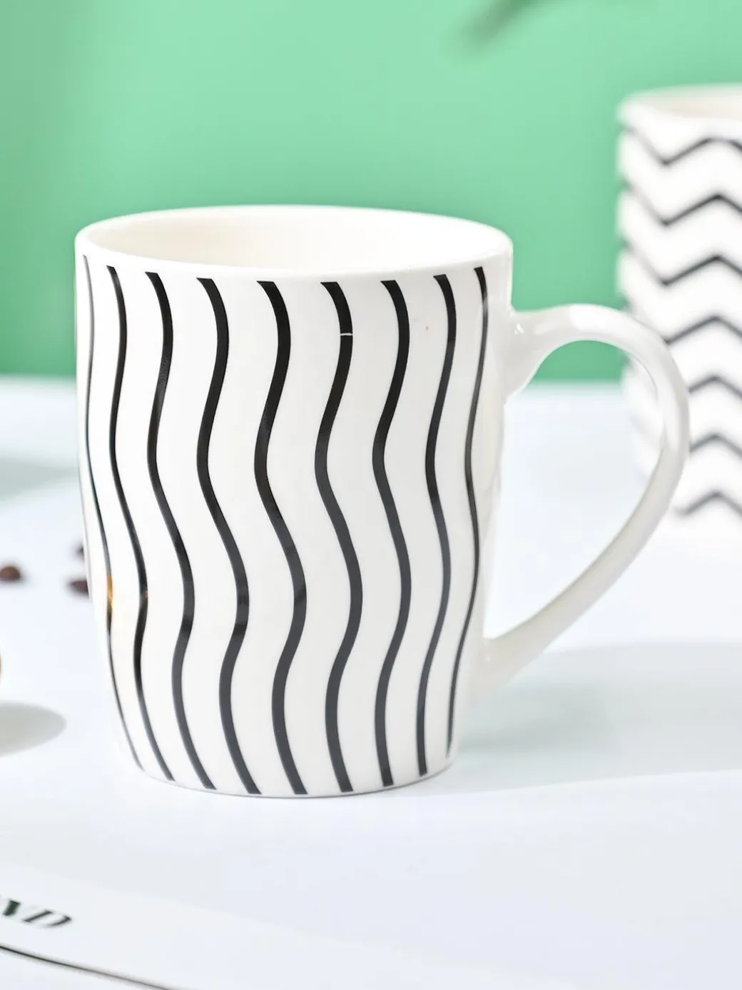 VON CASA Black & White Mug - 380Ml