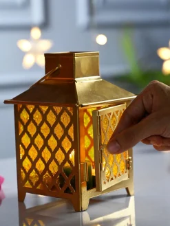 VON CASA Iron Golden + Yellow Lantern