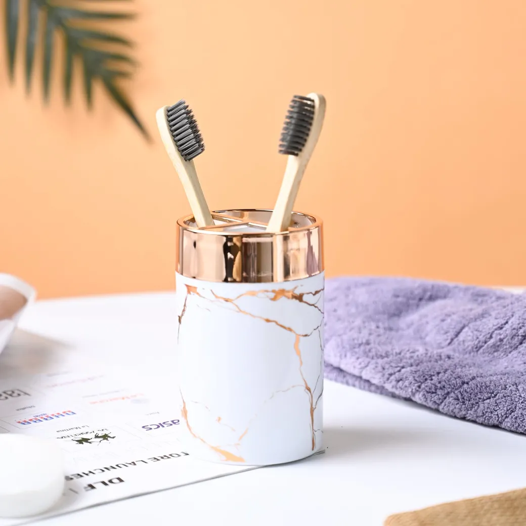 VON CASA Marble Toothbrush Holder - White