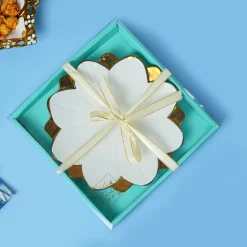VON CASA Scalloped Ceramic Lotus Bowl