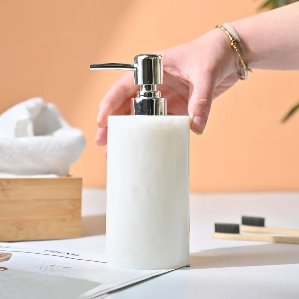 VON CASA White Soap Dispenser - 400Ml