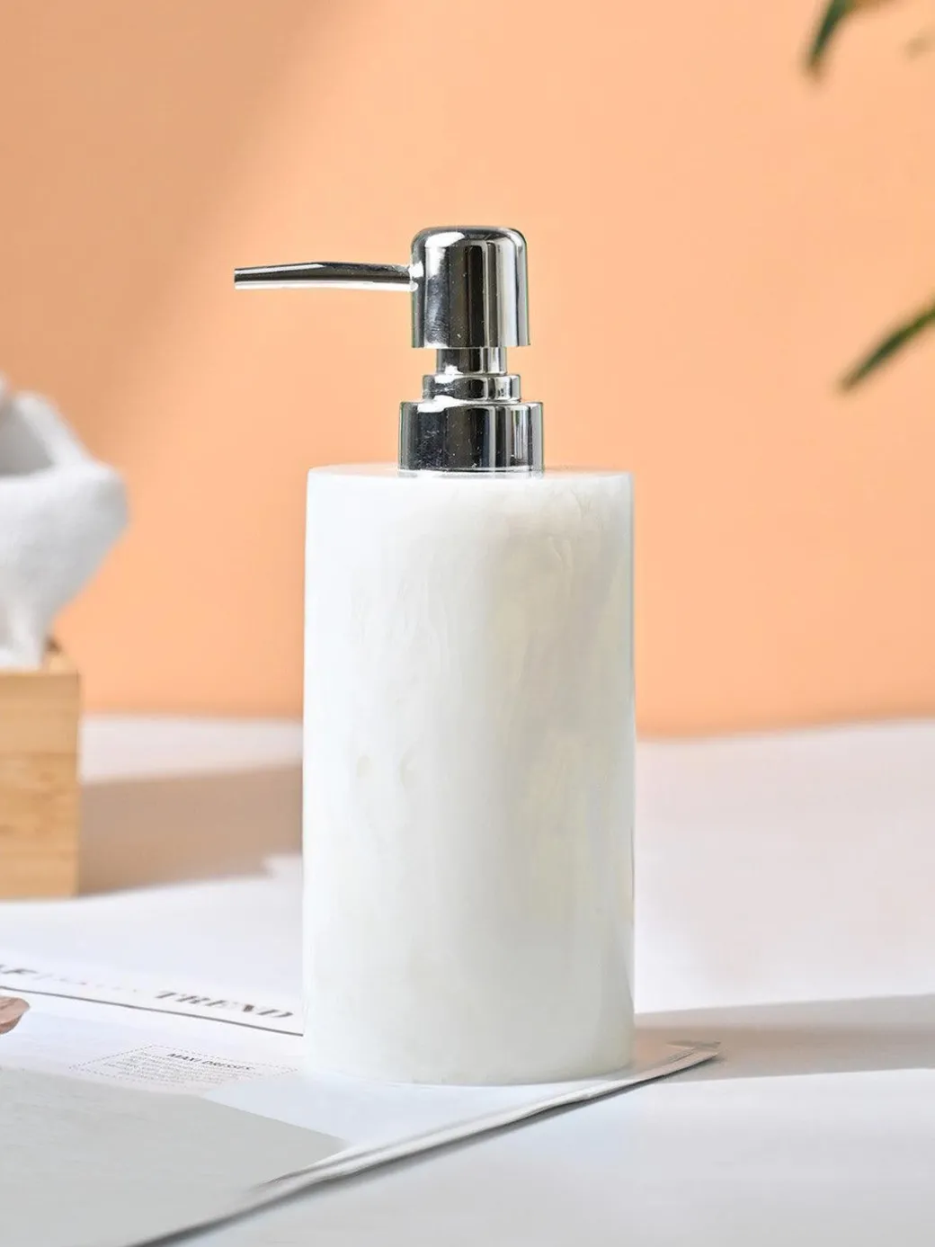 VON CASA White Soap Dispenser - 400Ml